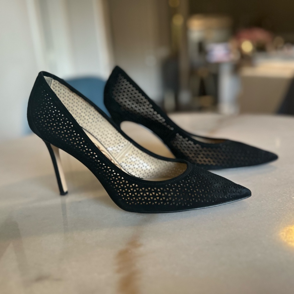 Sam Edelman Hazel Perforated Suede Pumps – Black (Size 11)